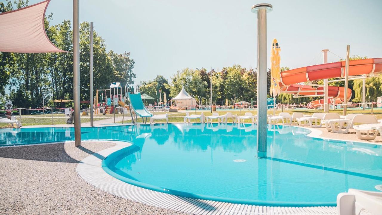 Wellness Hotel Patince Eksteriør billede