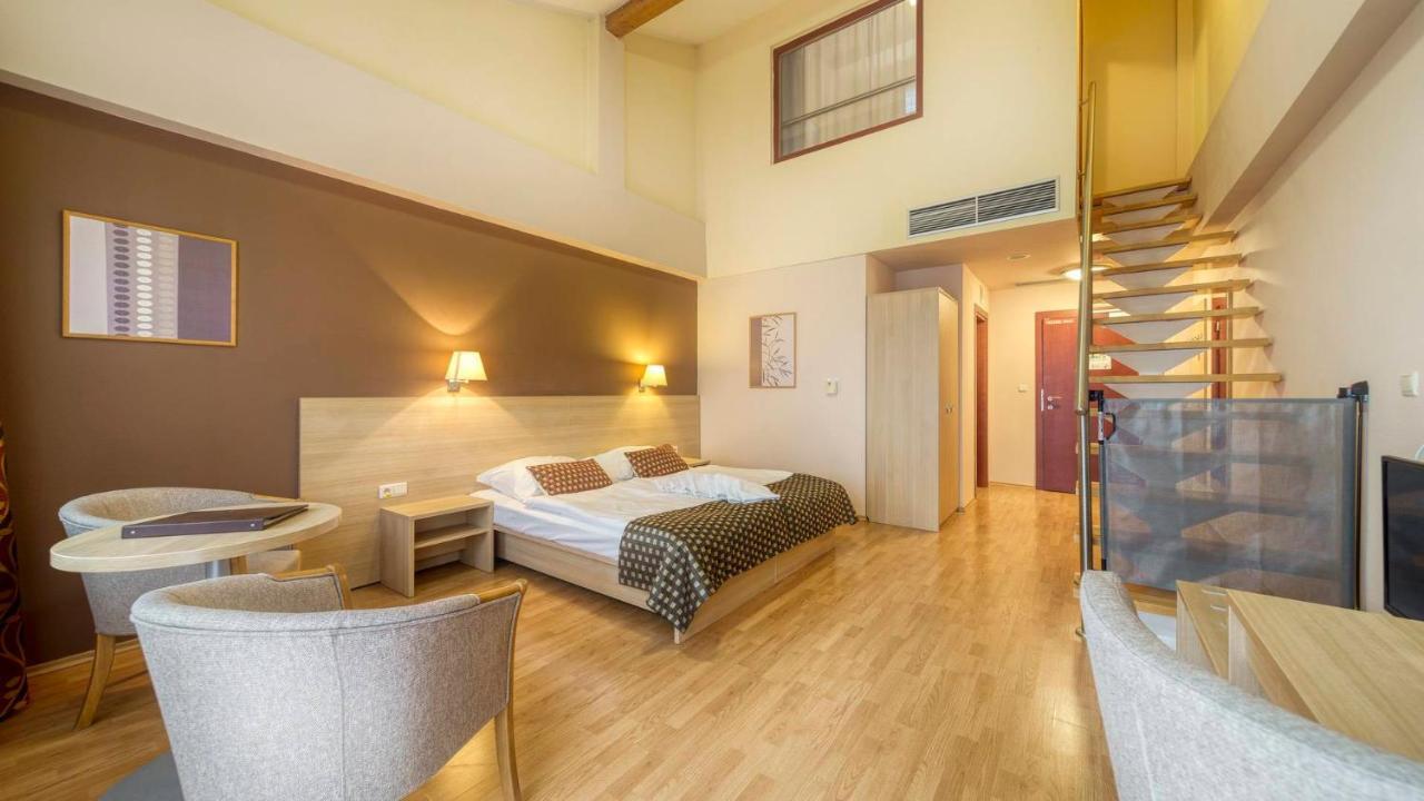 Wellness Hotel Patince Eksteriør billede