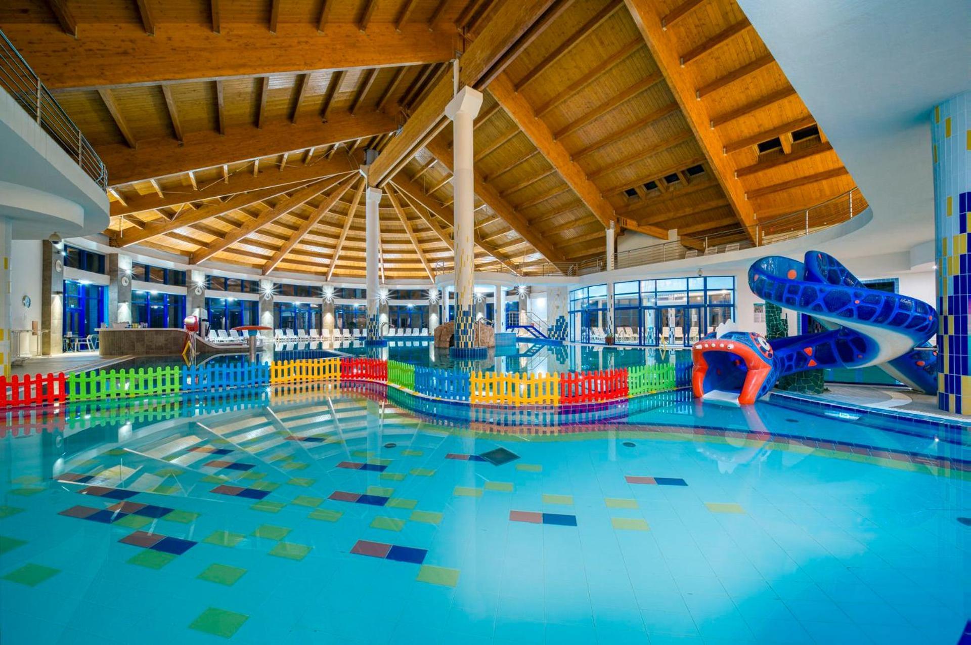 Wellness Hotel Patince Eksteriør billede